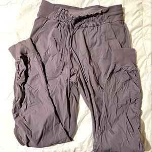 new lululemon beyond the studio jogger size 6